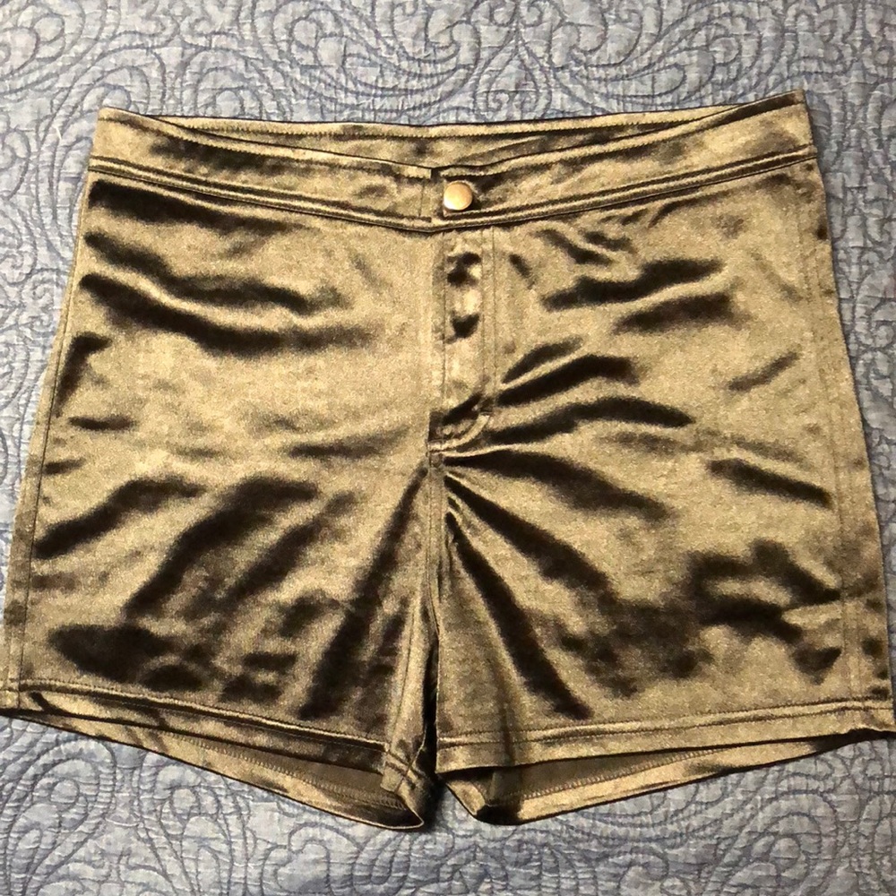 Shiny Disco Shorts 🕺🏾
